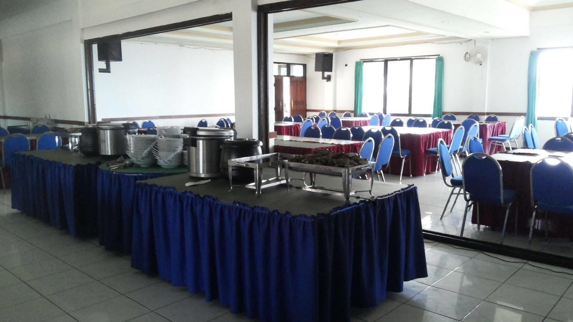 Hotel Surya Indah Batu Malang Экстерьер фото