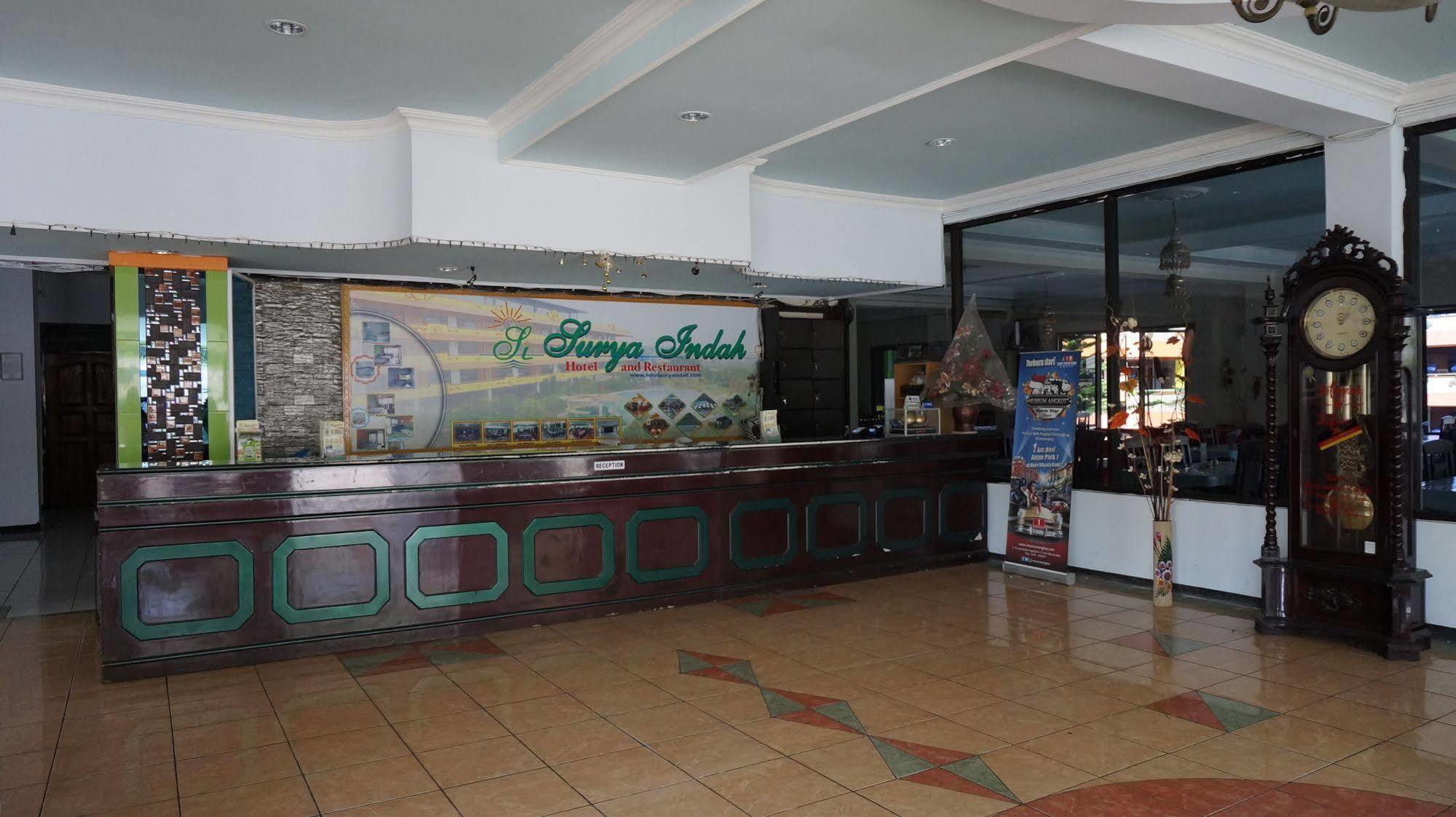 Hotel Surya Indah Batu Malang Экстерьер фото